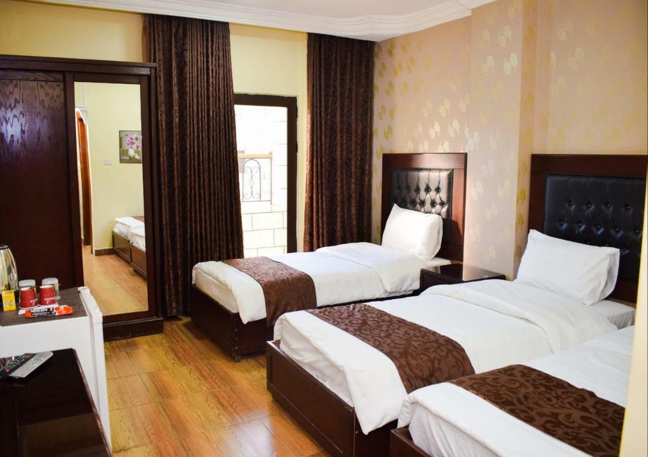 Hotel Magic Акаба Екстериор снимка